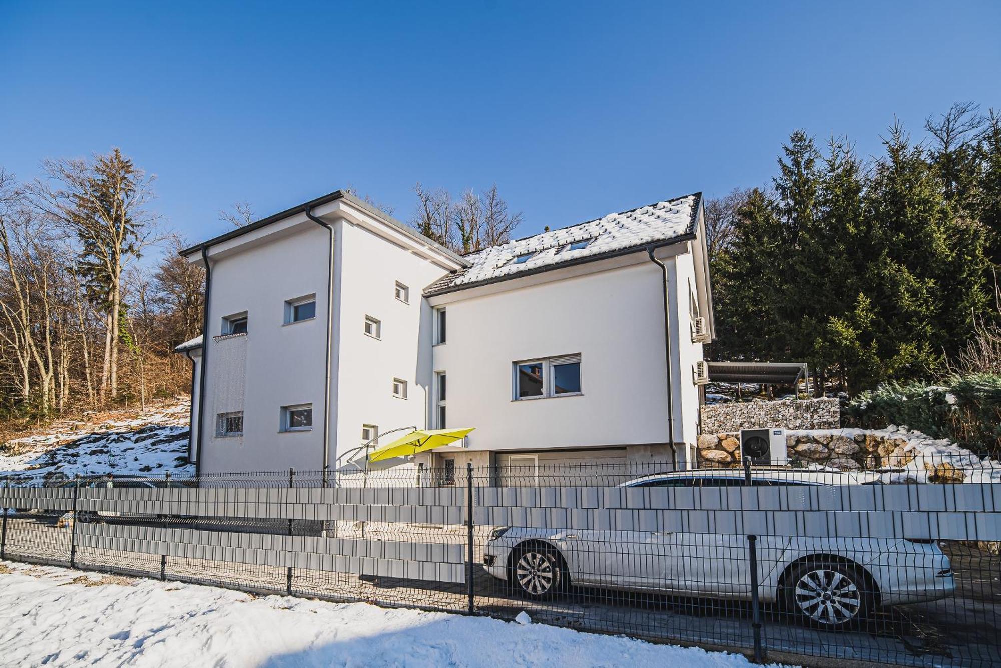 Apartments Rozalija Preddvor Rom bilde