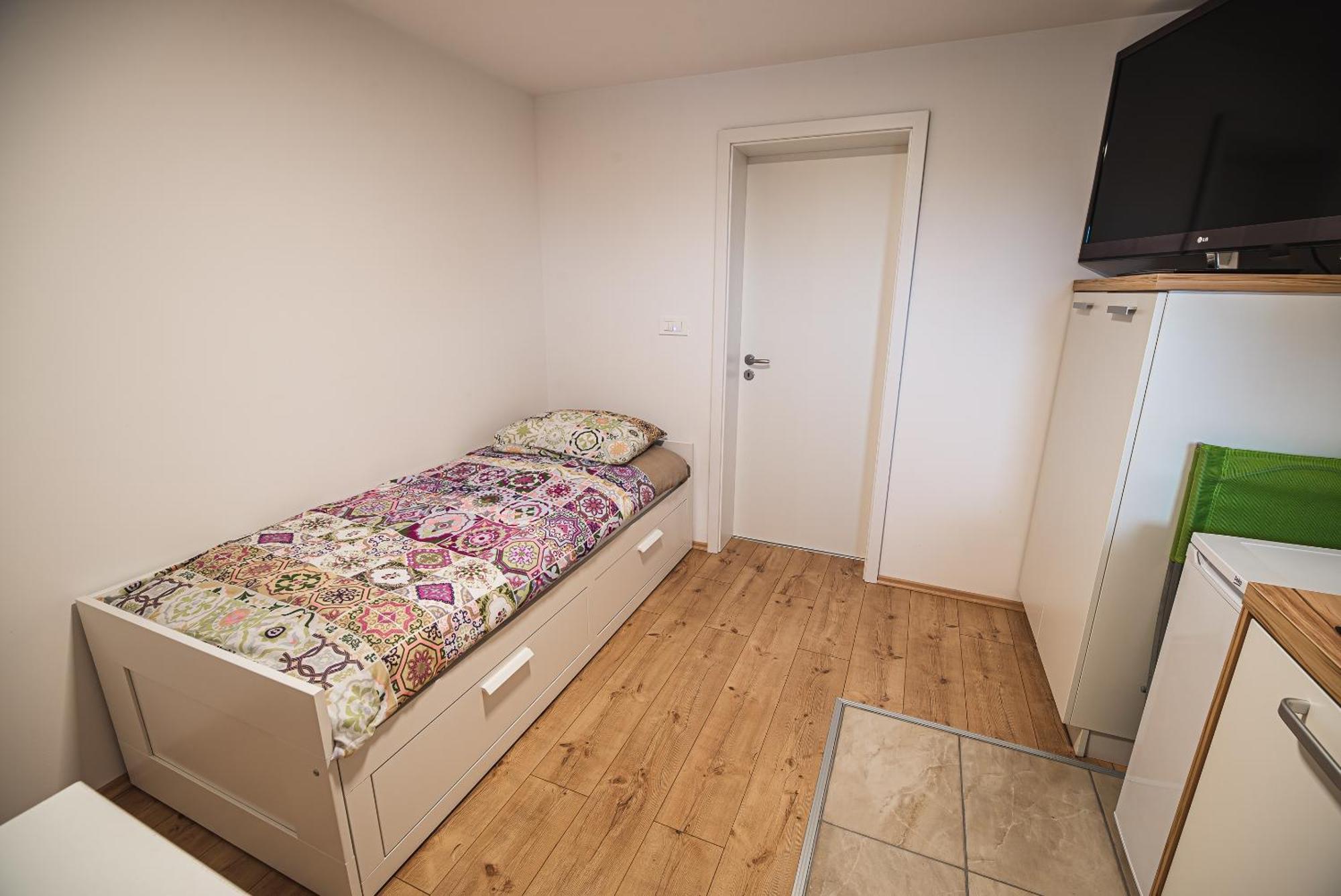 Apartments Rozalija Preddvor Rom bilde